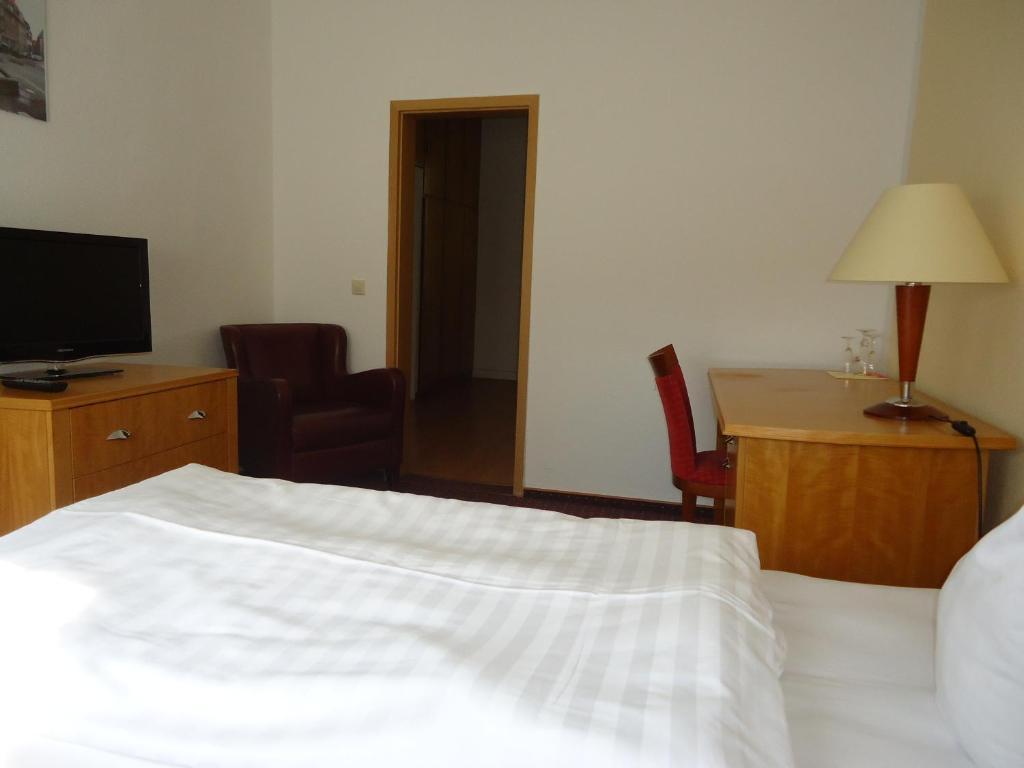 Hotel Schweizer Hof Halle  Oda fotoğraf